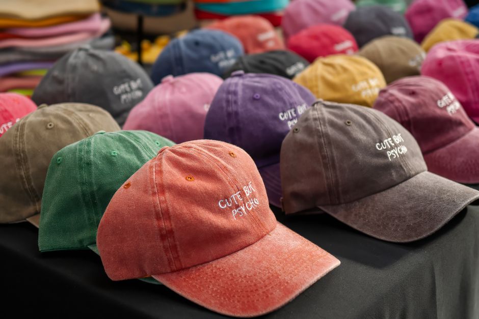 Modern quality snapback hats with embroidered designs